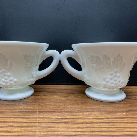 Set of 2 Vintage Raised Colony
Harvest Grape White Milk Glass Tea
Cup Coffee Mug - Picture 6 of 8
